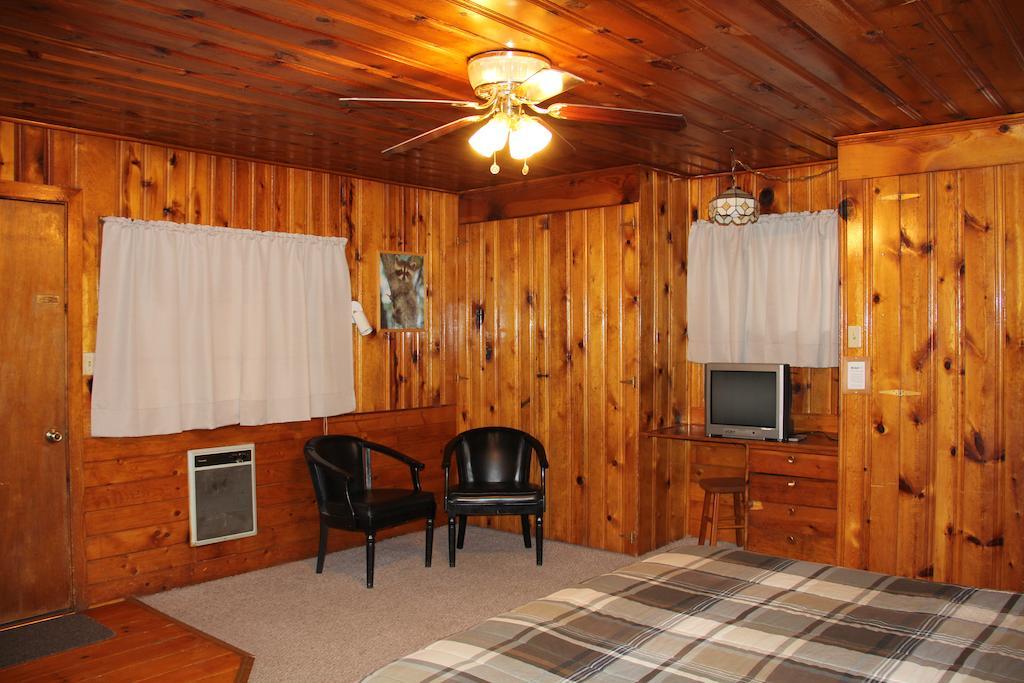 Vila Hidden Rest Cabins Pinetop-Lakeside Pokoj fotografie